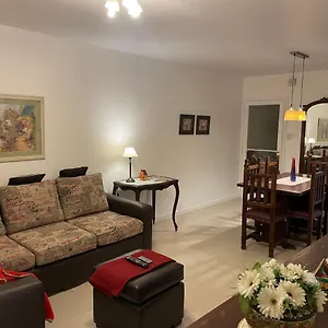 Departamento A Metros De Peatonal Mendoza